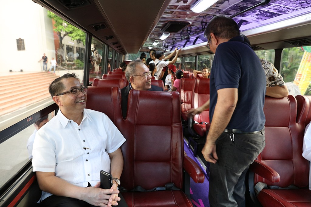 UP Varsity Bus 2.0 Turned Over to PDLC by Alpha Sigma - University of ...