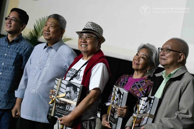 From left: UP Press Director Galileo Zafra and Professor Emeritus Nicanor Tiongson with National Artists Virgilio Almario (Literature), Alice Reyes (Dance), and Ricardo Lee (Film and Broadcast Arts). Photo by Kevin Roque, UPS-MCO.