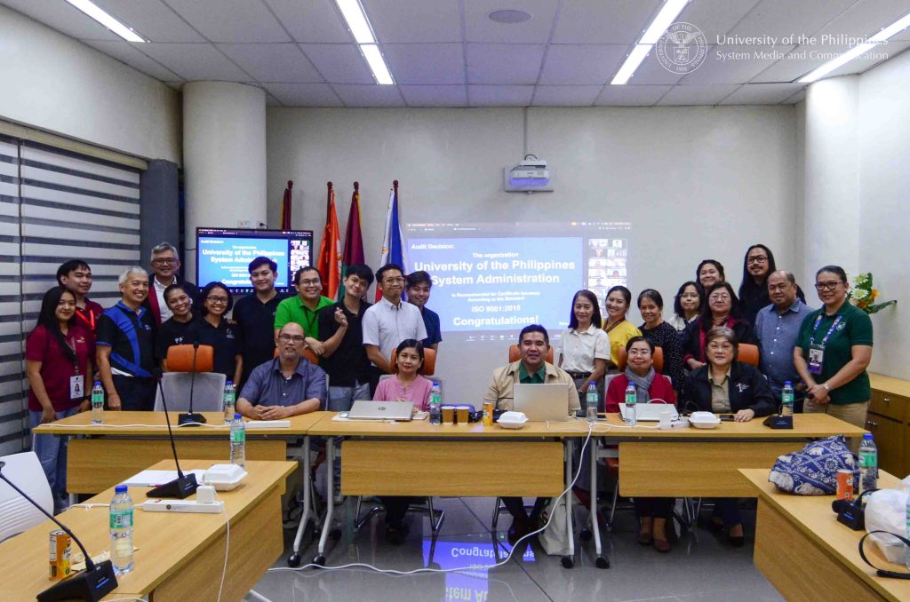 Seated, from left: UP VP for Administration Augustus Resurreccion; TÜV Nord Philippines audit team members Amelita Lilibeth Cruz, Ivan Felix Herrera, and Romelia Constancia Mendina; and UP Assistant Vice President for Administration (Organizational Development and Operations) Tiffany Adelaine Tan with the UPSA QMS Team. Photo by Kevin Roque, UPS-MCO.