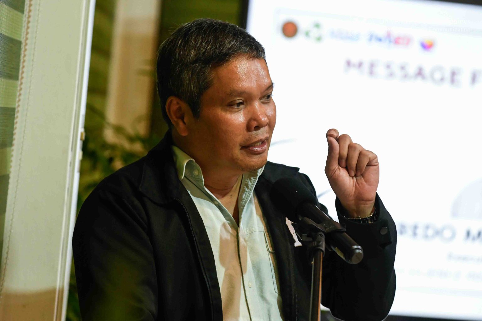 “We also believe that building a culture of resilience ay kailangan nagsisimula sa grassroots, magsisimula habang bata. If we build a culture of resilience, when they act, they act deliberately. They are not forced or told to do so, dictated to do so.” (We also believe that building a culture of resilience needs to start at the grassroots, to start while they are young. If we build a culture of resilience, when they act, they act deliberately. They are not forced or told to do so, dictated to do so.) — UPRI Executive Director Alfredo Mahar Francisco Lagmay on the need to educate the younger generation. Photo by Kevin Roque, UPS-MCO.