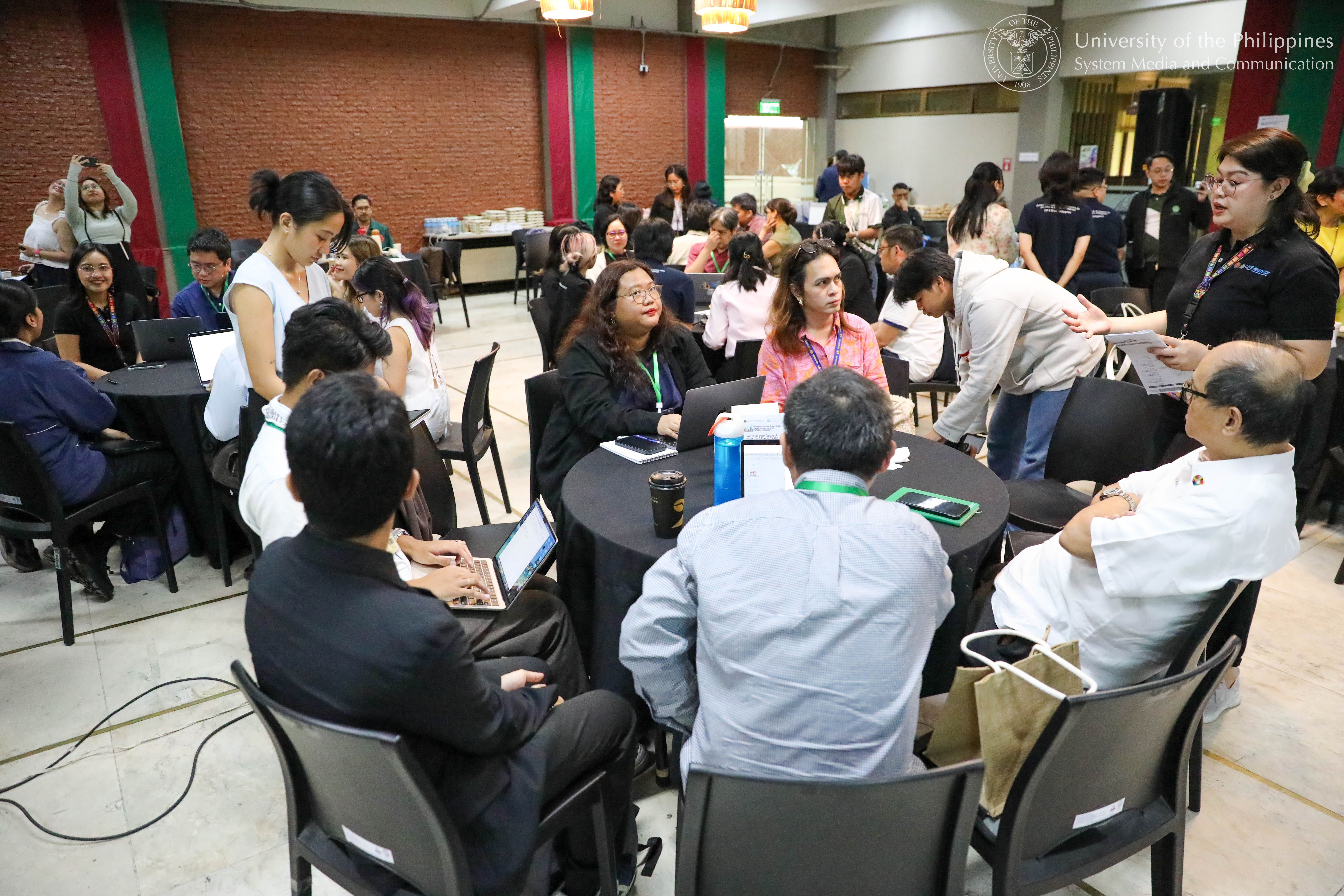 LGU representatives and university resource persons identify local challenges and opportunities in implementing the SDGs during the first-day workshop.
Photo by Jonathan Madrid, UPS-MCO.